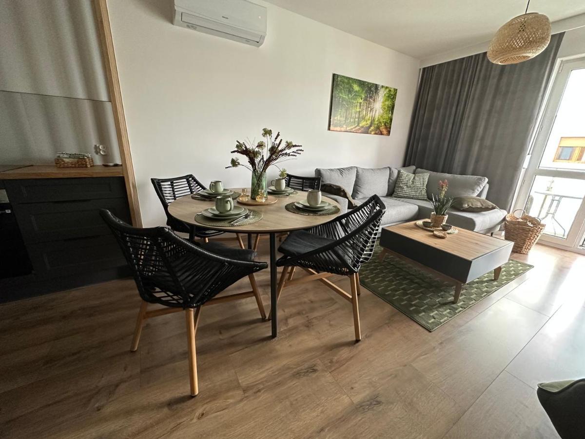 Apartament 28 W Dolinie Baryczy - 5D Apartamenty Milicz Dış mekan fotoğraf